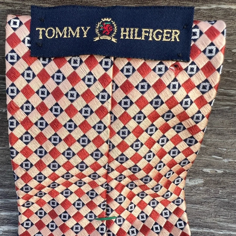 Tommy Hilfiger necktie vintage men’s tie peach blue squares‎ pattern print silk